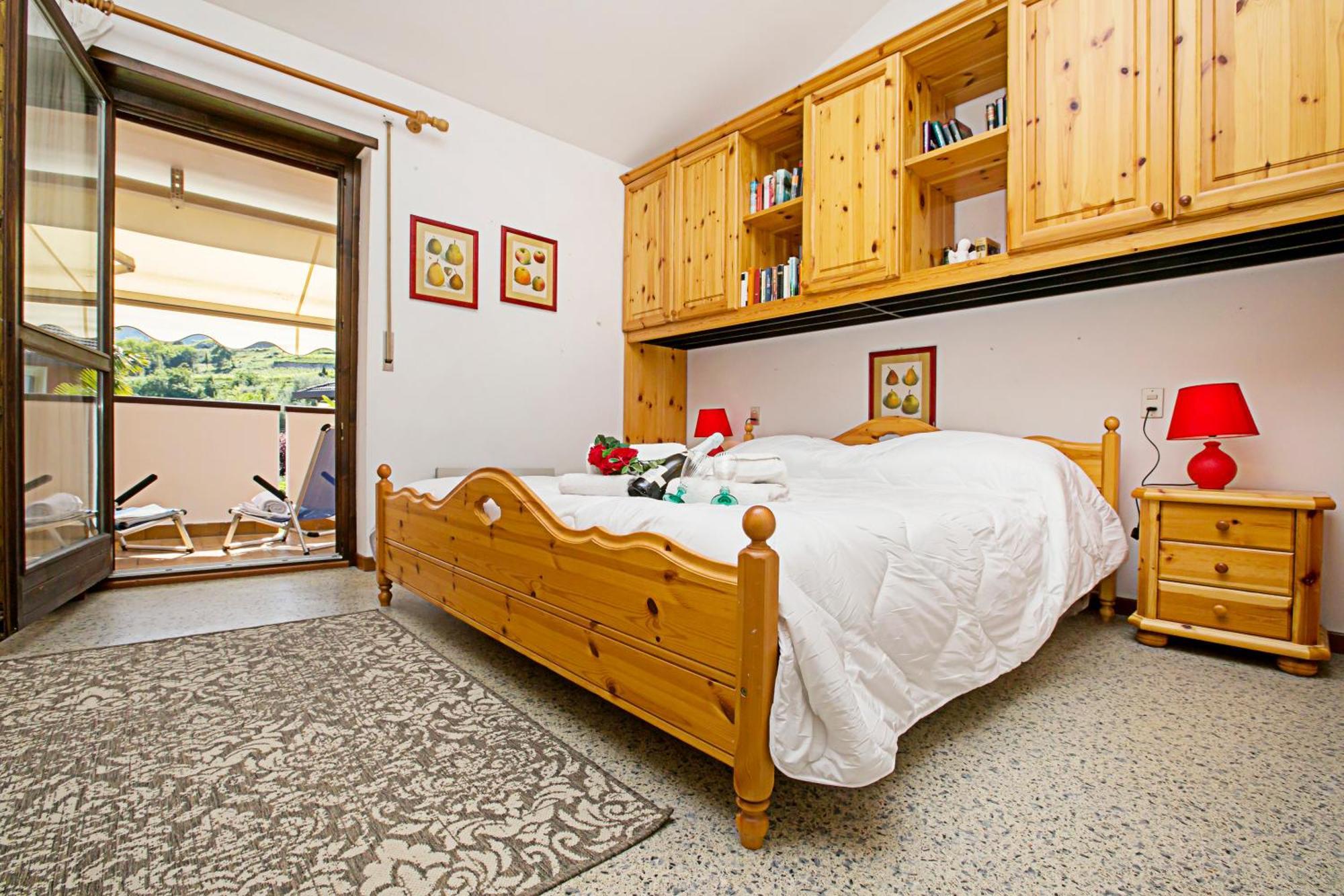 Residence Christina Due Laghi - Happy Rentals Tenno Eksteriør bilde